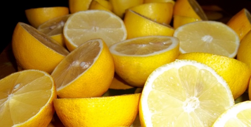 nakrajane citrony